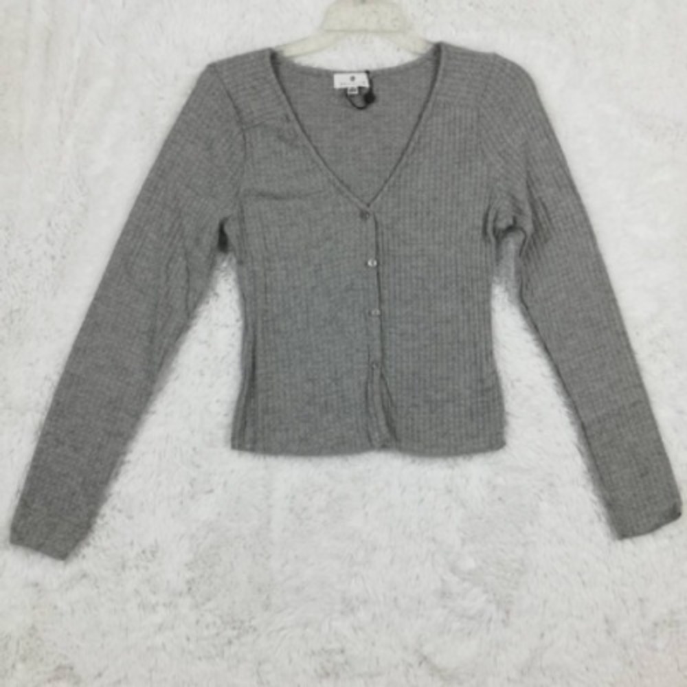Socialite Sweater Womens S Gray Cropped Cardigan V Neck Knit Soft New